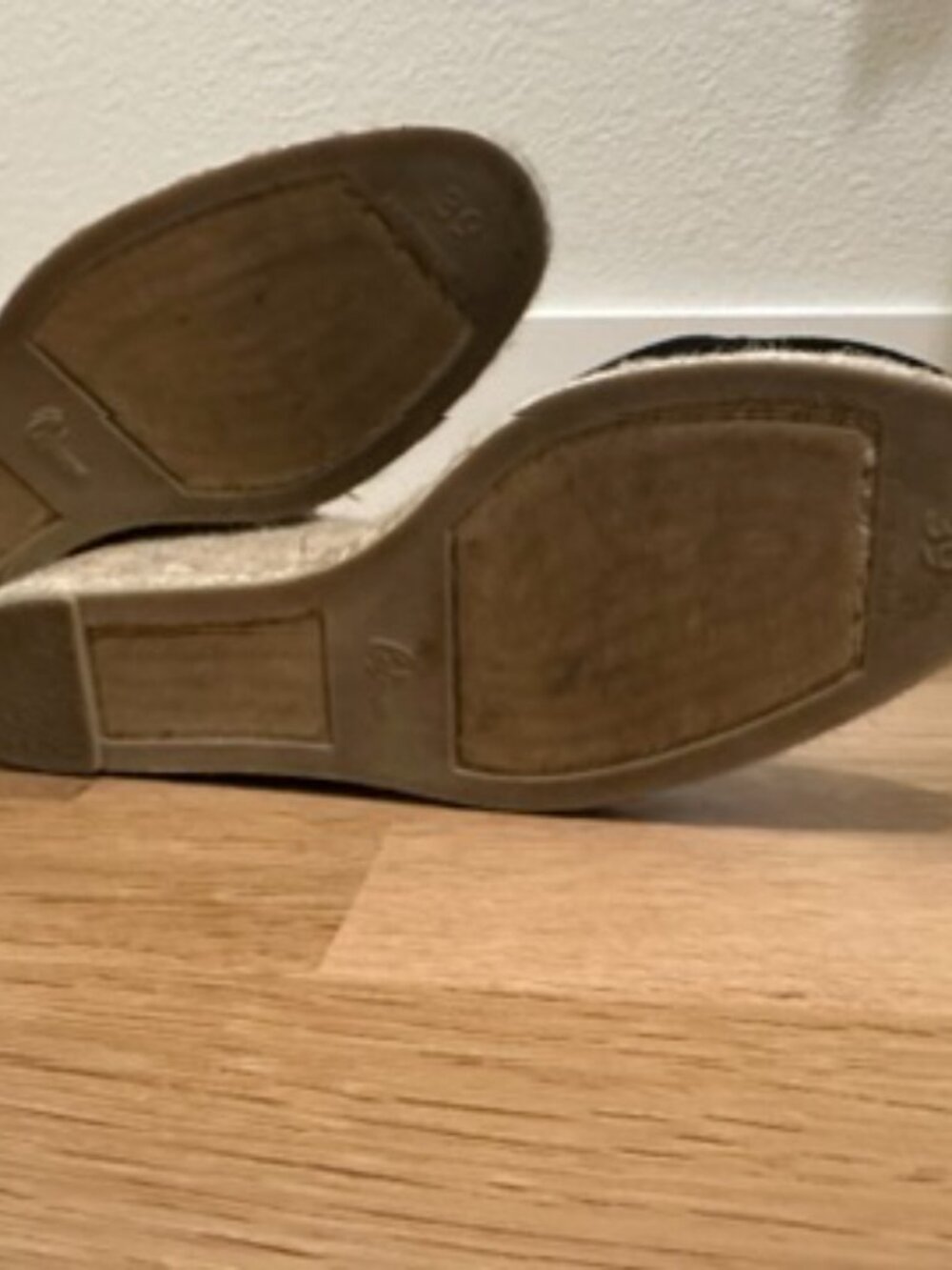 Castaner Espadrilles- Black tie up - Picture 4 of 4